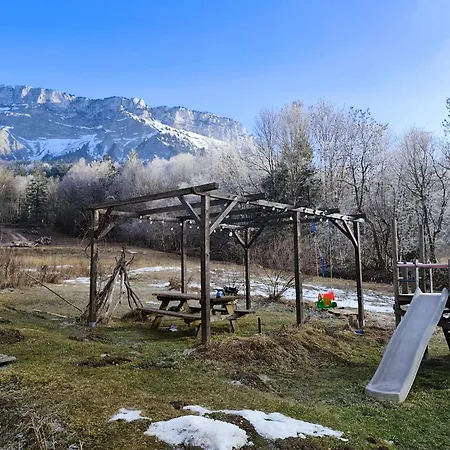 Le Cocon De Plainpalais * Les Déserts